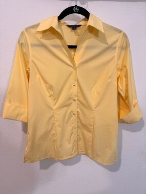Lands' End Pale Yellow Button-Front Women's Shirt